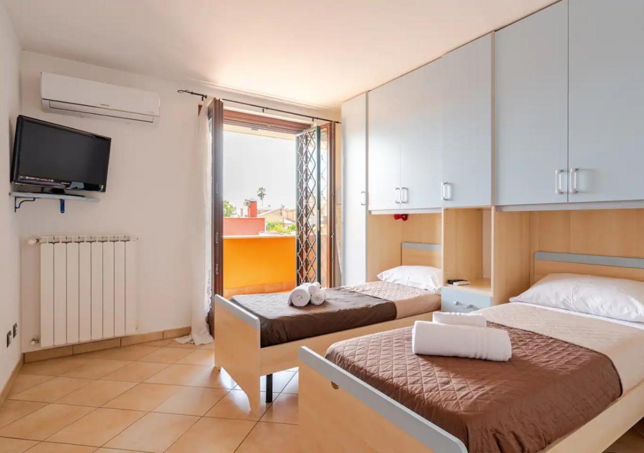 Garden Villa - Free Parking, Wi-Fi E Netflix Fiumicino Extérieur photo
